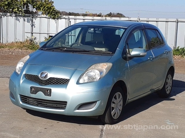 TOYOTA VITZ 2009/4 F