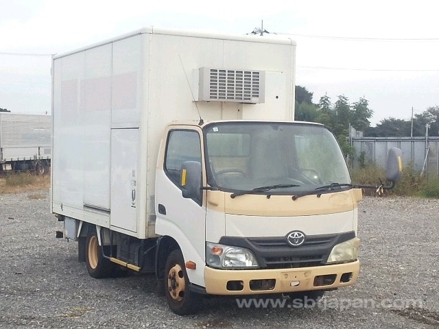 TOYOTA DYNA 2011/9 1.7t -20℃ FREEZER(FRONT SIDE)