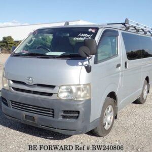 2007 TOYOTA HIACE VAN LONG DX (Livrete de 15 lugares)