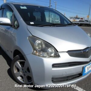 2010 TOYOTA RACTIS
