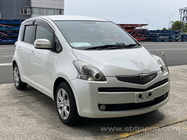 TOYOTA RACTIS 2010/6 X HID SELECTION