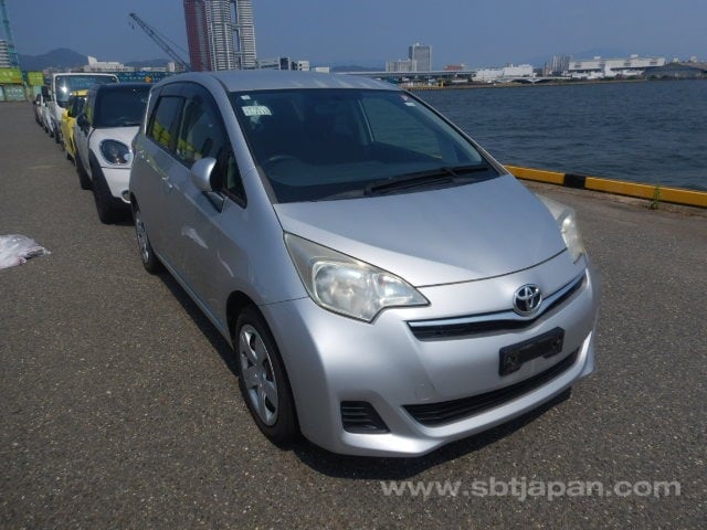 TOYOTA RACTIS 2012/7 X SMART STOP SELECTION