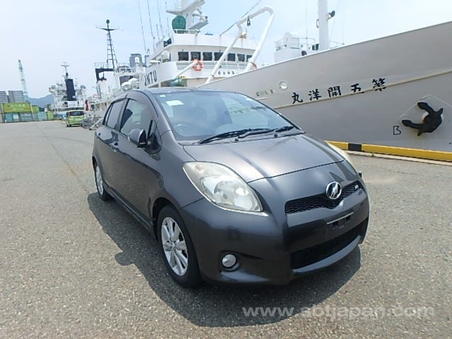 TOYOTA VITZ 2010/5 RS
