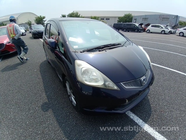 HONDA FIT 2008/10 RS HIGHWAY EDITION