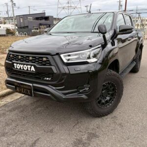 2022/2 TOYOTA HILUX Z
