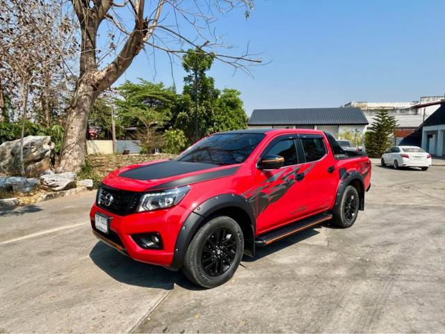 2020/4 NISSAN NAVARA 2.3 EL DOUBLE CAB CALIBRE BLACK EDITION