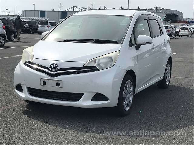 2013/2 TOYOTA RACTIS X