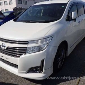 2013/2 NISSAN ELGRAND 250HS URBAN CHROME